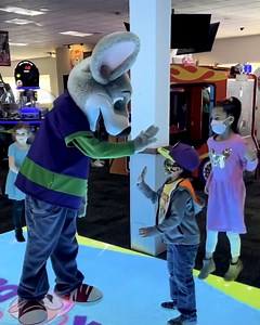 10K views · 130 reactions | Now’s your chance — do the Spring Break Breakdance   IG: @chuckecheese_salem | Chuck E. Cheese | Facebook