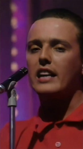 🔥TEARS FOR FEARS – EVERYBODY WANTS TO RULE THE WORLD (1985) 🌍🎶 #80smusic