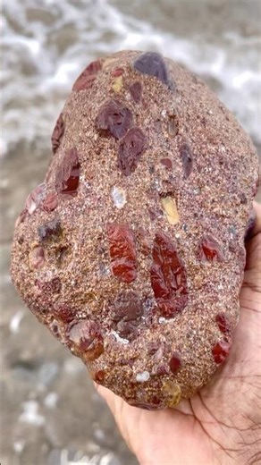 The Pudding Stone. Time in a Shell.. #Conglomerate #PuddingStone #sedimentaryrocks