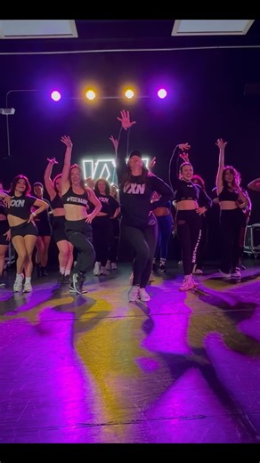 Janet Jones | So👏🏽much👏🏽fun 👏🏽 ⚡️Yaya⚡️ @vixenworkout #vxnarmy | Instagram
