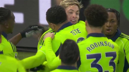 Smith Rowe nets Fulham's opener against Burnley