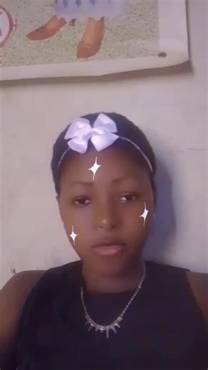 Vidéos de 10 mars (@lavertueuse.jolie) avec son original - Doc lab