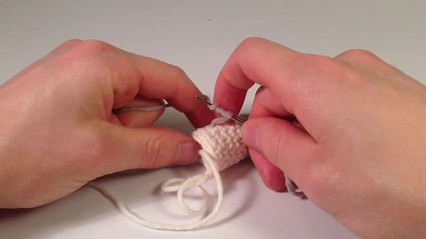 How to crochet a Sonic Screwdriver - Part 2