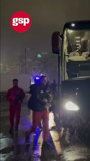 Autocarul lui Dinamo a ajuns la Arena Națională