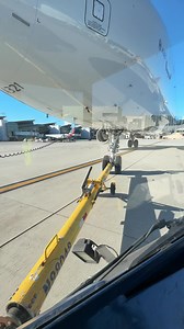 Trainee learning to push A321 Full push #laxairplanes #lax #airplanes #airport #travel #vacations #summervacations #fulltimetraveler #travelinspiration #modelflying #vacationgoals #travelgoals #traveltheworld #aviationdaily #avgeek #travelhacks #maddentrips #travelmagic #airports #takeoff #HealthyMeals #femaledj #chiefsnation | Airplane spotter