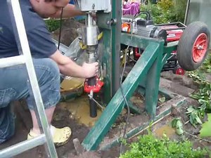 Brunnen Bohren Einfach Brunnenbohrgerät Selbst gebaut