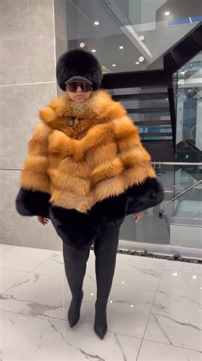 istylebysonia furs 🧿 on Instagram: "▪️FOX FUR PONCHO▪️ paired with a matching ▪️FOX FUR CAP▪️ The Poncho is a free size model is 5ft6 for reference. The cap is in stock and ready to ship, Poncho requires three week production time. Start your layaway with a $200 deposit or order in full on www.istylebysonia.com"