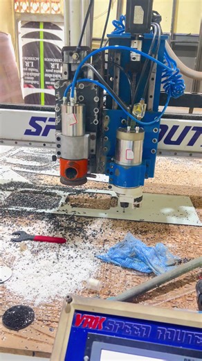 CNC router 2 spindles