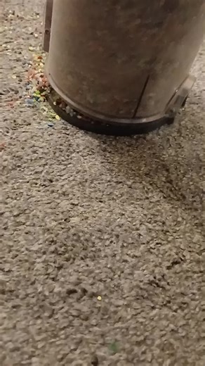 Microphone Fail While Vacuuming Grit and Coins