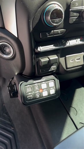 Auxbeam 8 Gang Switch Panel: Perfect OEM Fit