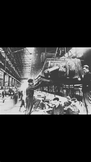 IS‑3 Object 703 Bahar Se Monster, Andar Se Crac
