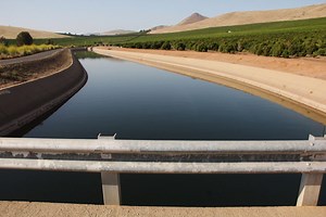 As California gets its final winter rains, drought is setting up a water battle