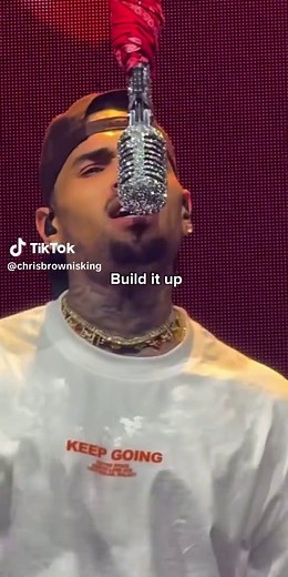 Experience Chris Brown's Epic Concert Moments