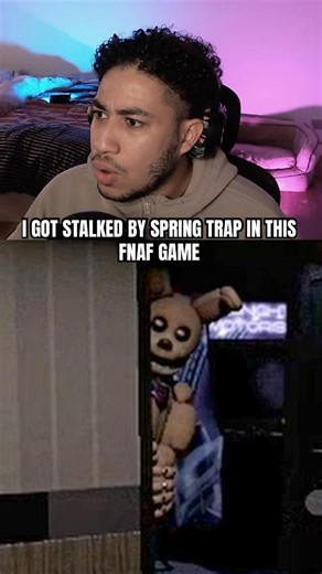 I got stalked by Spring Trap in this FNAF game..