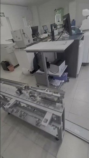 Immunoassay and Clinical Chemistry Analyzer in a Single Instrument #Mindray #Laboratory #Cobas