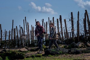 “28 ans plus tard” : que vaut le film de Danny Boyle ?