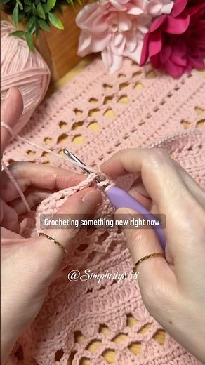 ❤️🧶 Crocheting something new right now! #simplicity888 #crochet #knitting #crochetlove #handmade