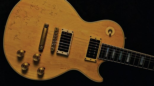 The Incredible Story of Mick Ronson’s 'Ziggy Stardust'-Era 1968 Gibson Les Paul Custom