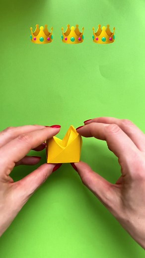 DIY Easy Paper Crown Tutorial