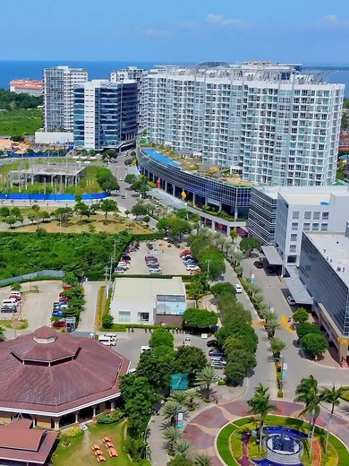 #WATCH The Mactan Newtown, Lapu Lapu City, Cebu 🇵🇭 The Mactan Newtown, located in Cebu, is Megaworld's first township development outside Metro Manila to feature its own beachfront. #TheMactanNewtown #Megaworld #Cebu #CebuNiBai | Cebu ni bai