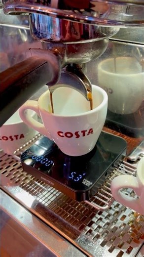 👉 “This is why coffee shops do it differently”