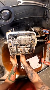 Torque talks. 4L60E listens ⚙️🔩 #mechanic | Rigo.Ratio