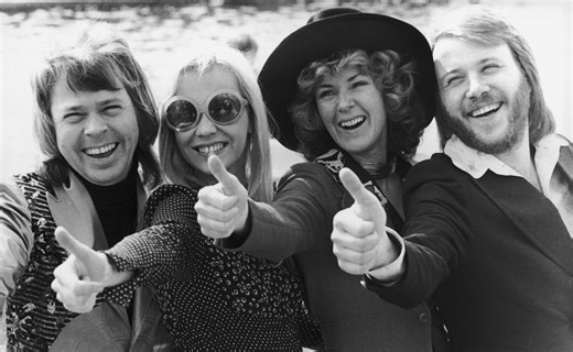 Fast 50 Jahre später: ABBA schreibt neue Chartgeschichte mit „Gold“ - Musikexpress