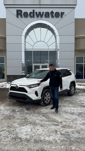 Check out this Used 2022 Toyota RAV4 LE AWD SUV available now at Redwater Dodge. Click this link for 27 photos & feature details: https://www.redwaterdodge.com/vehicle-details/used-2022-toyota-rav4-le-awd-suv--low-kms--tss--heated-seats--backup-camera-redwater-ab-id-55341026 This Used Toyota RAV4 for sale in Alberta has only 56,034KMs on the 2.5L engine. You've earned this- stop by #RedwaterDodge to make this SUV yours today! Stock # P1535 VIN 2T3B1RFV8NC281756 | Redwater Dodge