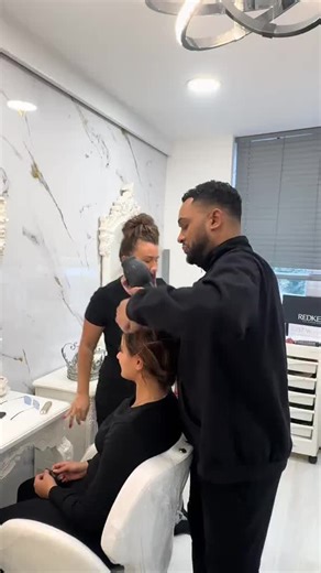 Questions people ask @RosaMassimo vs how they'd want to respond 🤣 We found this hilarious and just had to share!! Who can relate?..😭 🔍Salon Professional | Hairdresser | Hairstylist | Colour Specialist | Blonde Expert | Balayage Artist | Hair Colourist | Hair Transformation | Hair Studio | Creative Stylist | Salon Team | Behind the Chair | Hair Trends | Salon Life | Professional Haircare | Salons Direct