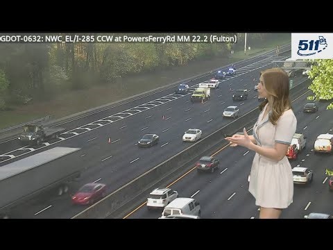 Crash closes lanes on I-285 eastbound in Sandy Springs