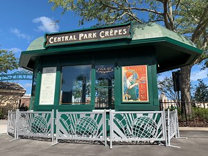 Central Park Crepes (quick-service) at Universal Studios Florida | Orlando Informer