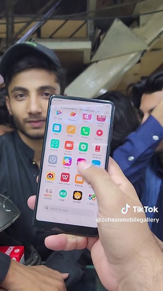 Xiaomi Mix 2 Review: Performance and Camera Features