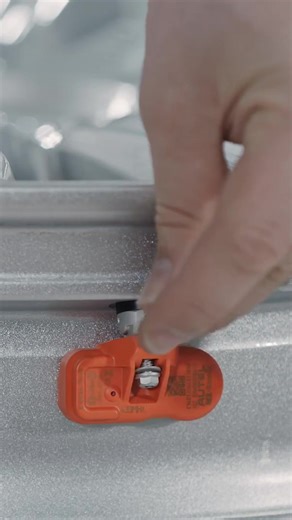 How to Easily Replace TPMS Sensor in Your Garage