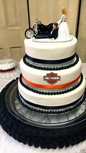 152K views · 3.9K reactions | Absolutely amazing Harley cake! 李❤ | Harley Davidson People | Facebook