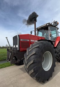 Massey Ferguson Tractor: Full Throttle, Max Power Diesel