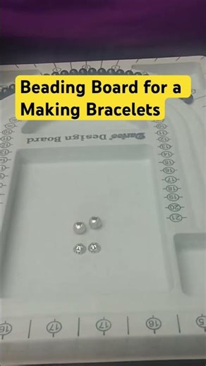 Beading board for making beaded jewelry #jewelry #diy #makingjewelry #beads #beadingtutorials