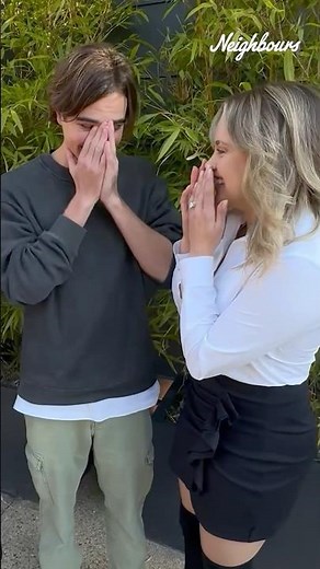 Do the Face, Make the Noise Challenge | Neigh-Fun | Neighbours