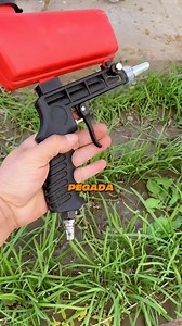 🛠️ Cuando el óxido desaparece así de fácil, sabés que tenés la herramienta correcta. Esta pistola de chorro de arena limpia, restaura y deja todo listo para trabajar. Ideal para metal, herramientas, estructuras o mantenimiento. #mantenimiento #Reparaciones #limpieza #taller | Mega Ofertas