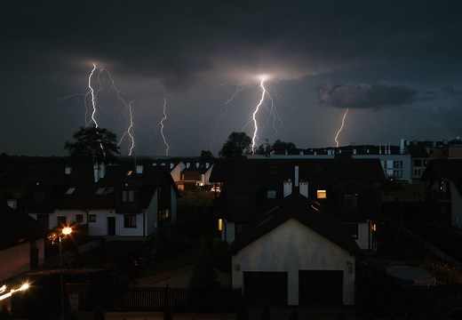 4 Extremely Important Things to Do When Your Power Goes Out