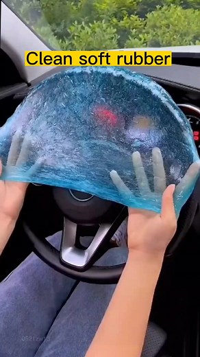 Clean the interior of the car today.#clean #cleansoftrubber