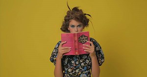 Get to know model Kaia Gerber in her exclusive video from her Teen Vogue shoot! Watch more: http://tnvge.co/SiBSZ21 | Teen Vogue