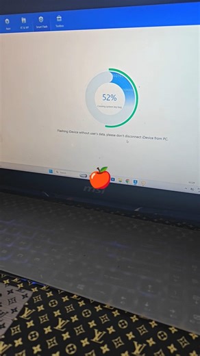 iPhone 5s flashing 👍#smartphone #youtubeshorts #shortvideo #iphone 🍎🍎🍎🍎🍎🍎🍎🍎🍎🍎🍎🍎🍎🍎