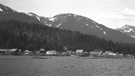 Due to its central location in Lingít Aaní, Tenakee Springs has several names. Perhaps because of its bountiful resources, nearby villages had different names for the area. For example, T’aay is a Lingít language interpretation of the English word for hot springs. Although there are a number of t’aay located in Lingít Aaní, few are as accessible and popular as those found in Tenakee Springs. Located on Shee Kaax̱, or Chichagof Island, one of Tenakee Spring's original names is Tlaguwu Aan, litera