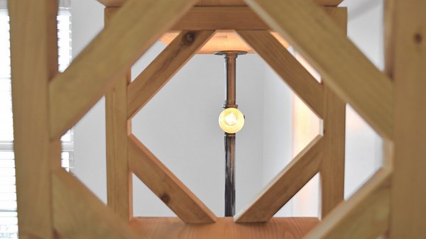 How To Build A Farmhouse Style Desk | DIY