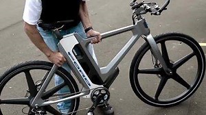 Ford just announced one of the most high-tech bikes ever - MoDe:Flex LEARN MORE: http://snip.ly/Ryt5 #ebike #modeflex #electricbike #ford #bicycle | BikeRoar