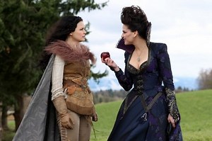 Once Upon a Time Season 1 Episode 21 ‘An Apple Red as Blood’ Live Recap