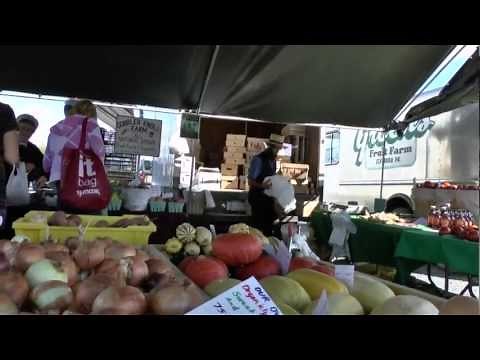 AMISH / MENNONITES FARMERS MARKET IN PENNSYLVANIA LANCASTER COUNTY, THE OLDEST.