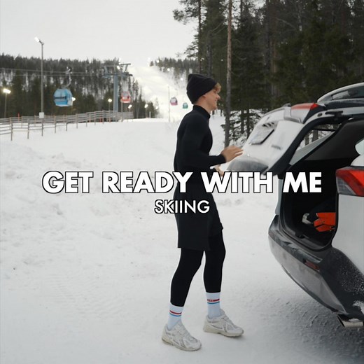 Stay warm and perform your best with FALKE’s premium base layers and socks, designed for comfort and durability on the slopes. | FALKE