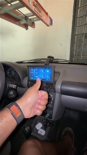 Universal Portable Multimedia System with Bluetooth Mirroring, Android Auto and CarPlay - No fram...