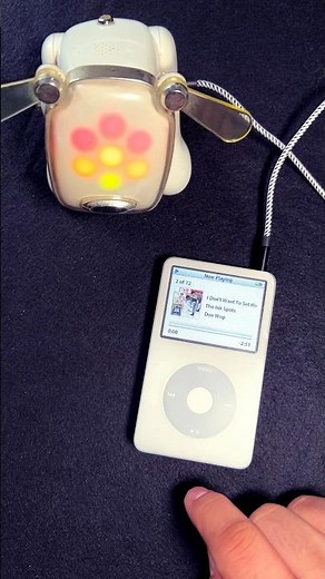The i-Dog in all its glory playing music from an iPod classic #idog #ipod #mp3player #retrotech
